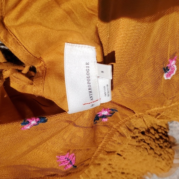 Anthro Floral Embroidered Top Small - Picture 2 of 16
